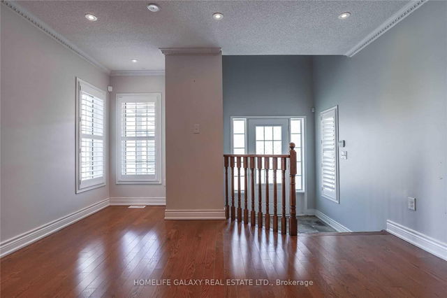Main - 39 Mosely Crescent