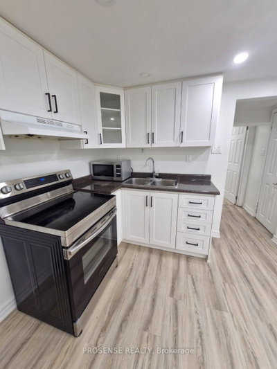 Unit (Basement) — 2 Ladysbridge Drive — photo 5