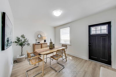 1071 Craven Rd, Toronto - Greenwood-Coxwell image-0-4