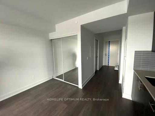19 - 2550 Simcoe Street N