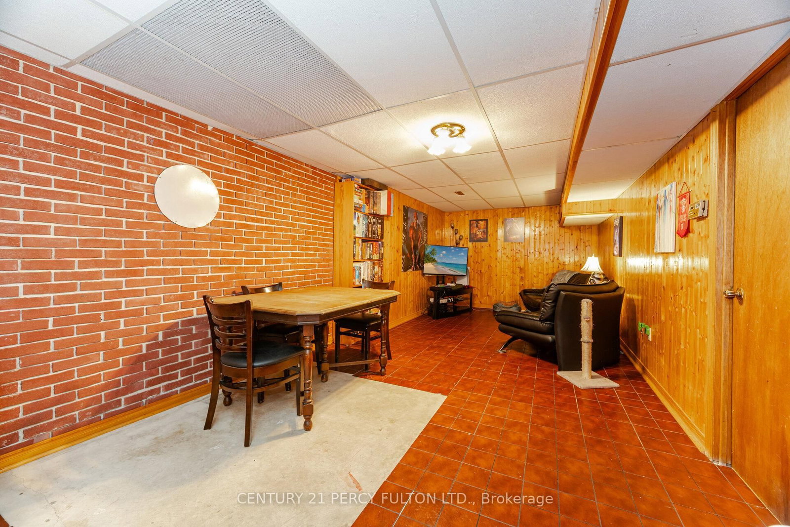 Listing Image 28