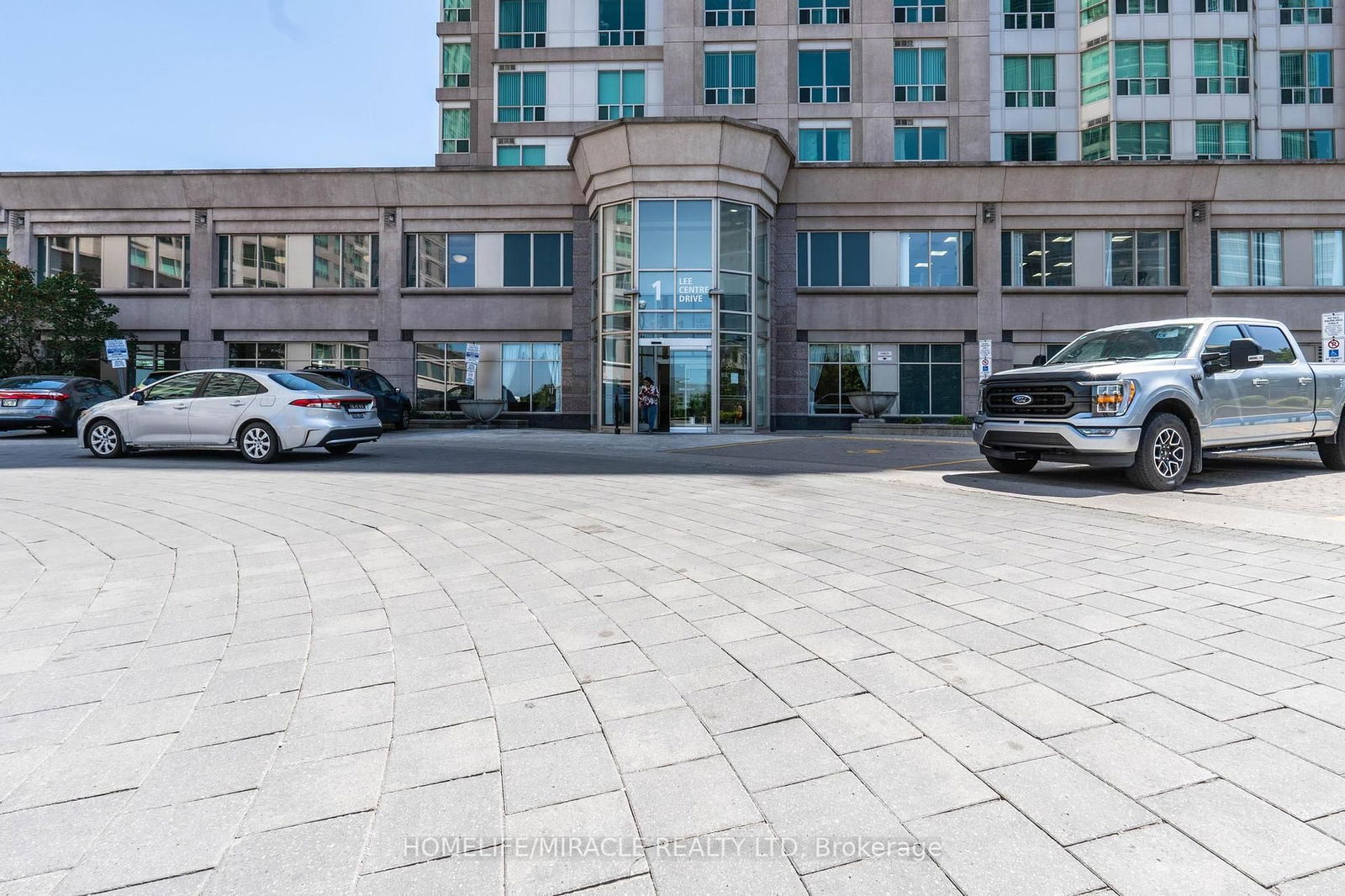 Condo for sale at 1506-1 Lee Centre Drive, Toronto, Ontario, M1H 3J2 - Woburn - MLS: E12245910