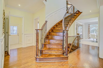 1432 Sandhurst Cres, Pickering - Highbush image-0-4