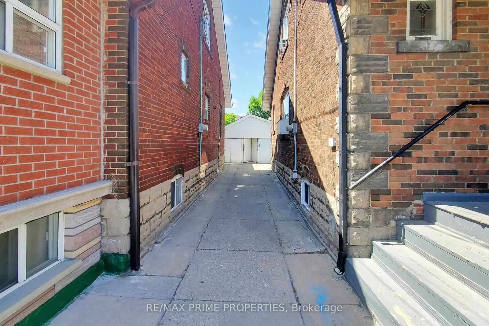 Listing Image 28