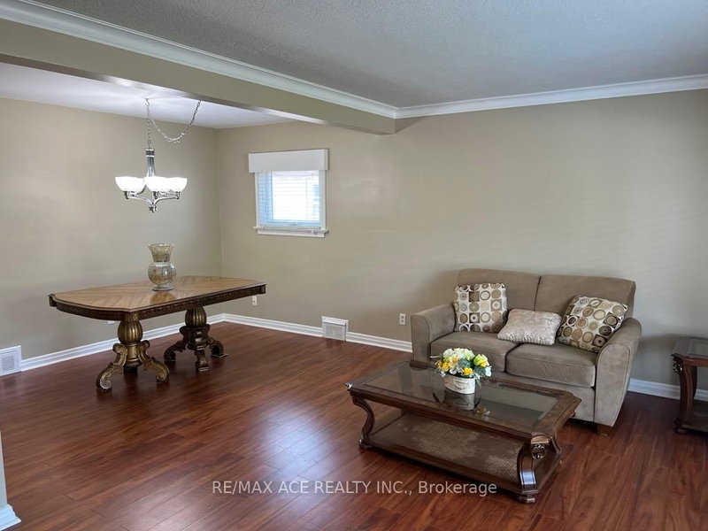 Main - 16 Marta Ave, Toronto, M1K 1V7 | Image 3