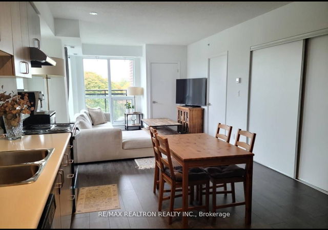 608 - 1 Falaise Road