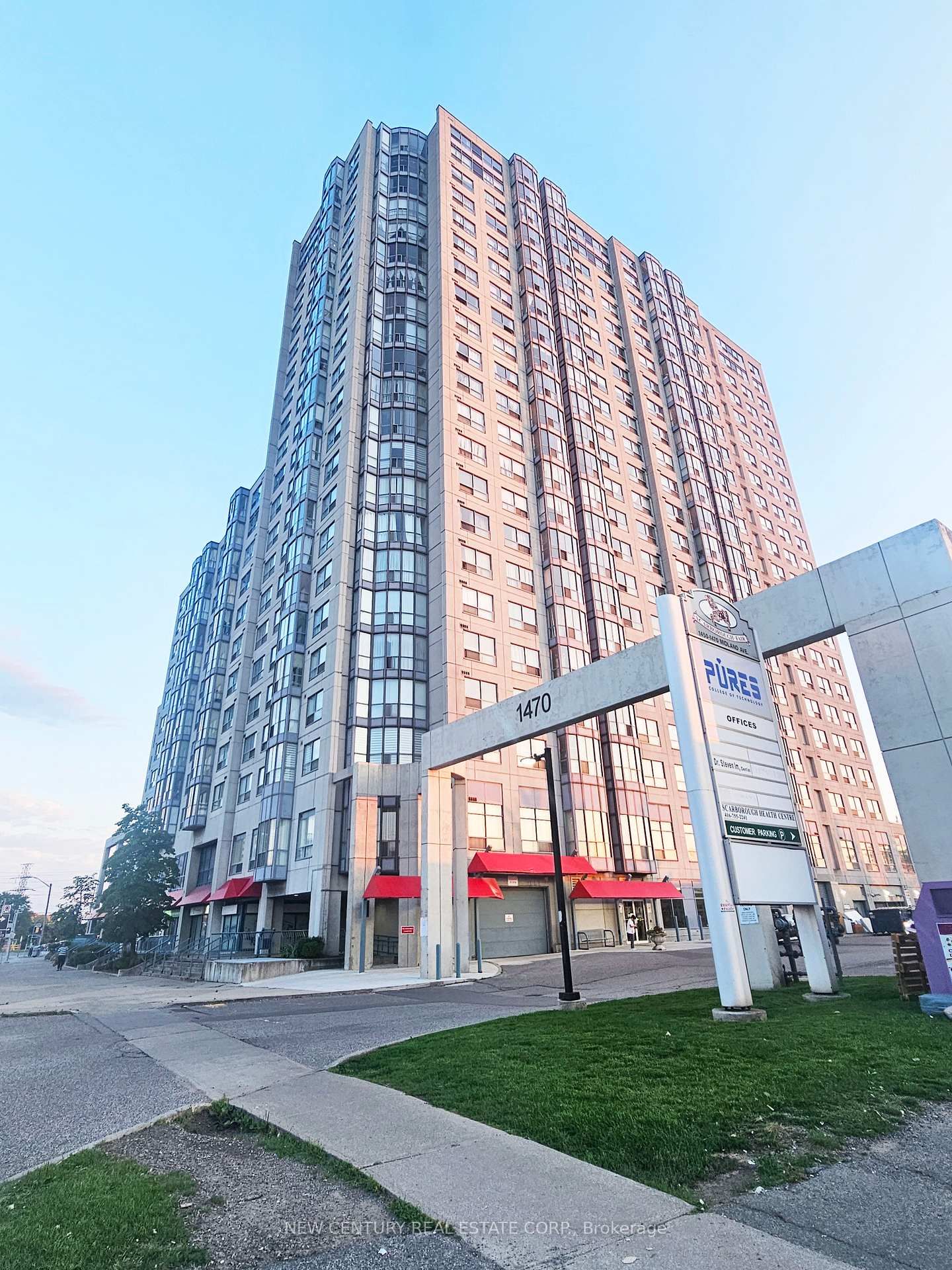Condo for sale at 801-1470 Midland Avenue, Toronto, Ontario, M1P 4Z4 - Dorset Park - MLS: E12256341