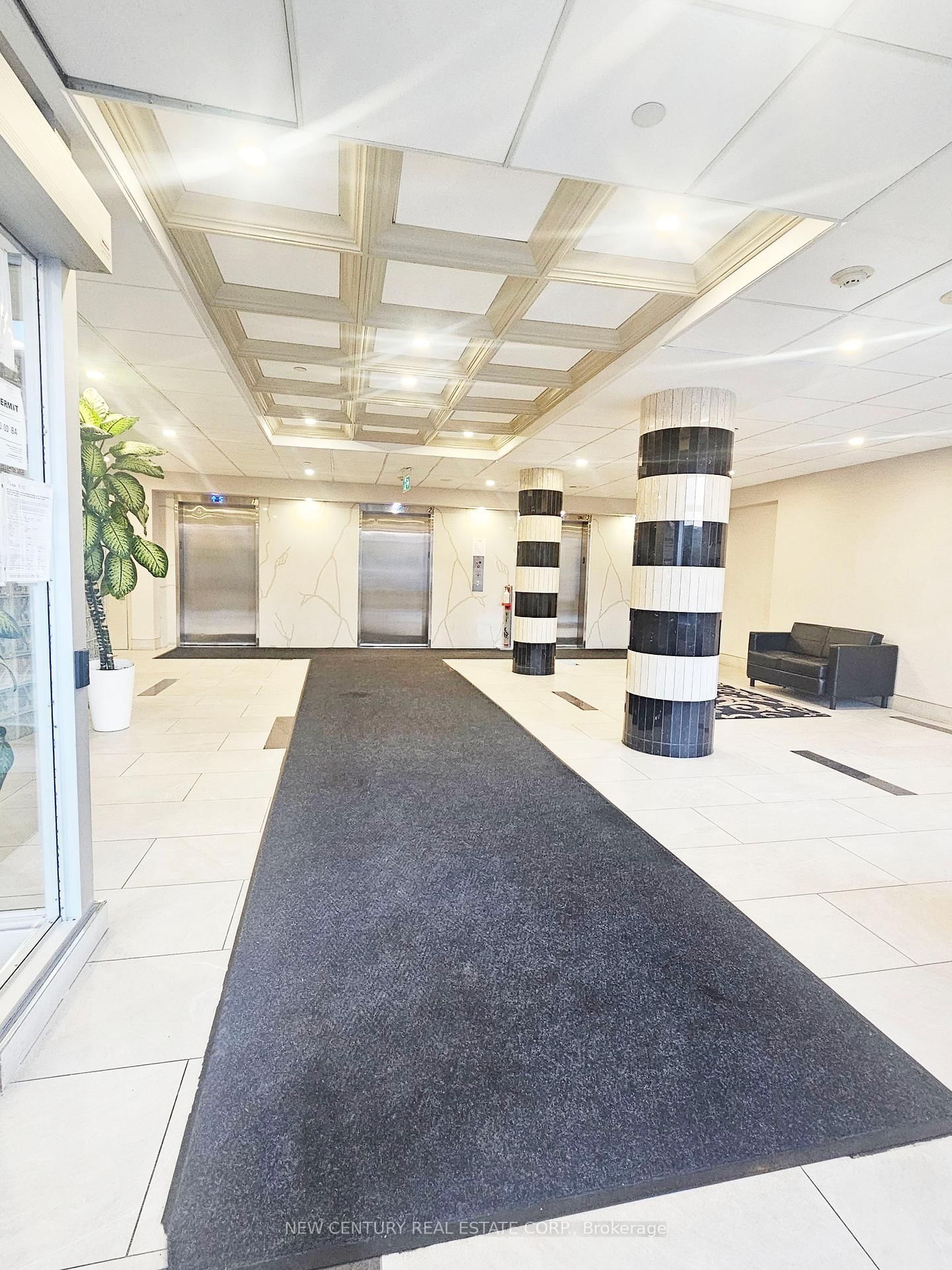Condo for sale at 801-1470 Midland Avenue, Toronto, Ontario, M1P 4Z4 - Dorset Park - MLS: E12256341