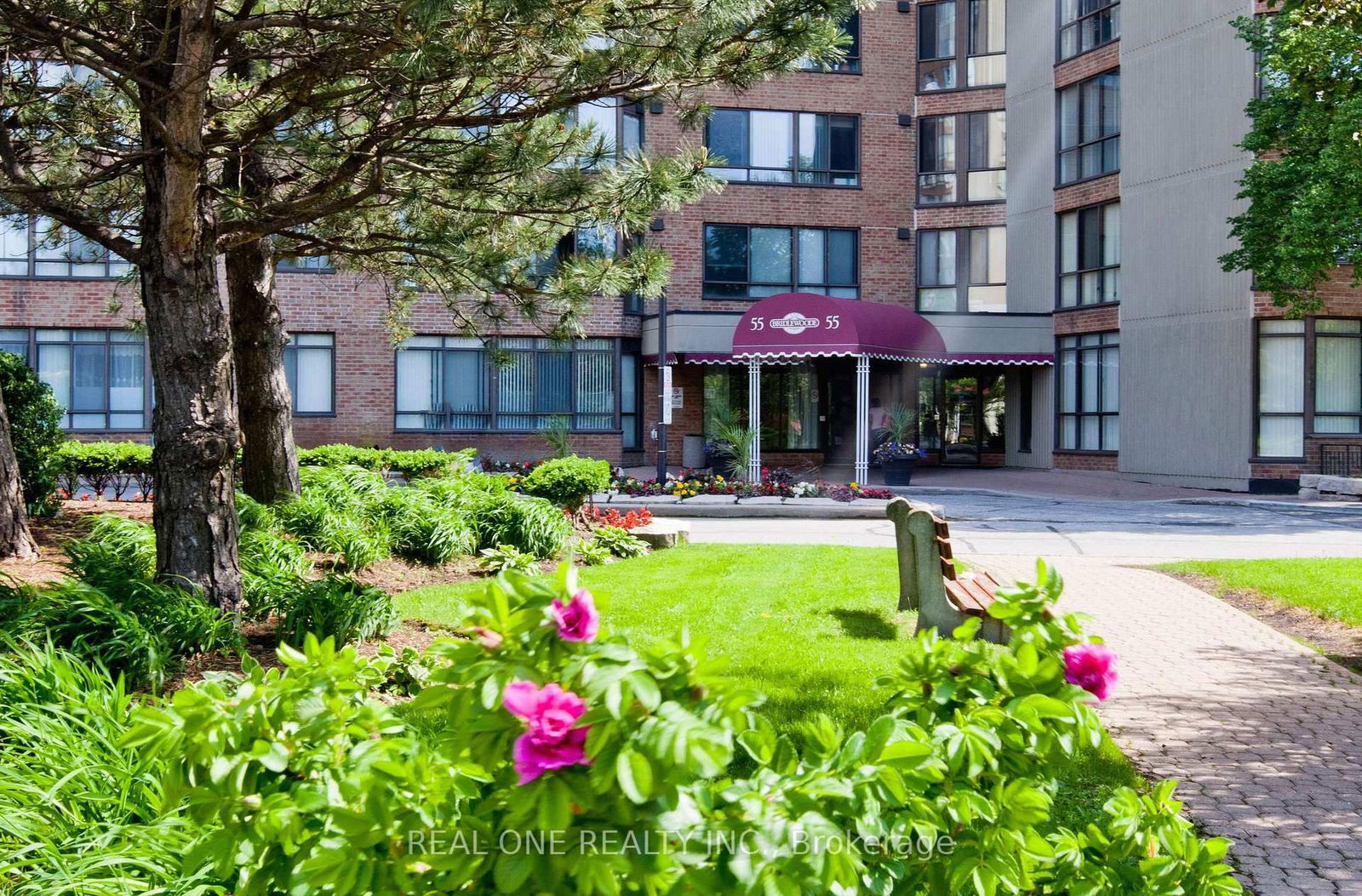 Condo for sale at 1610-55 Bamburgh Circle, Toronto, Ontario, M1W 3V4 - Steeles - MLS: E12257870