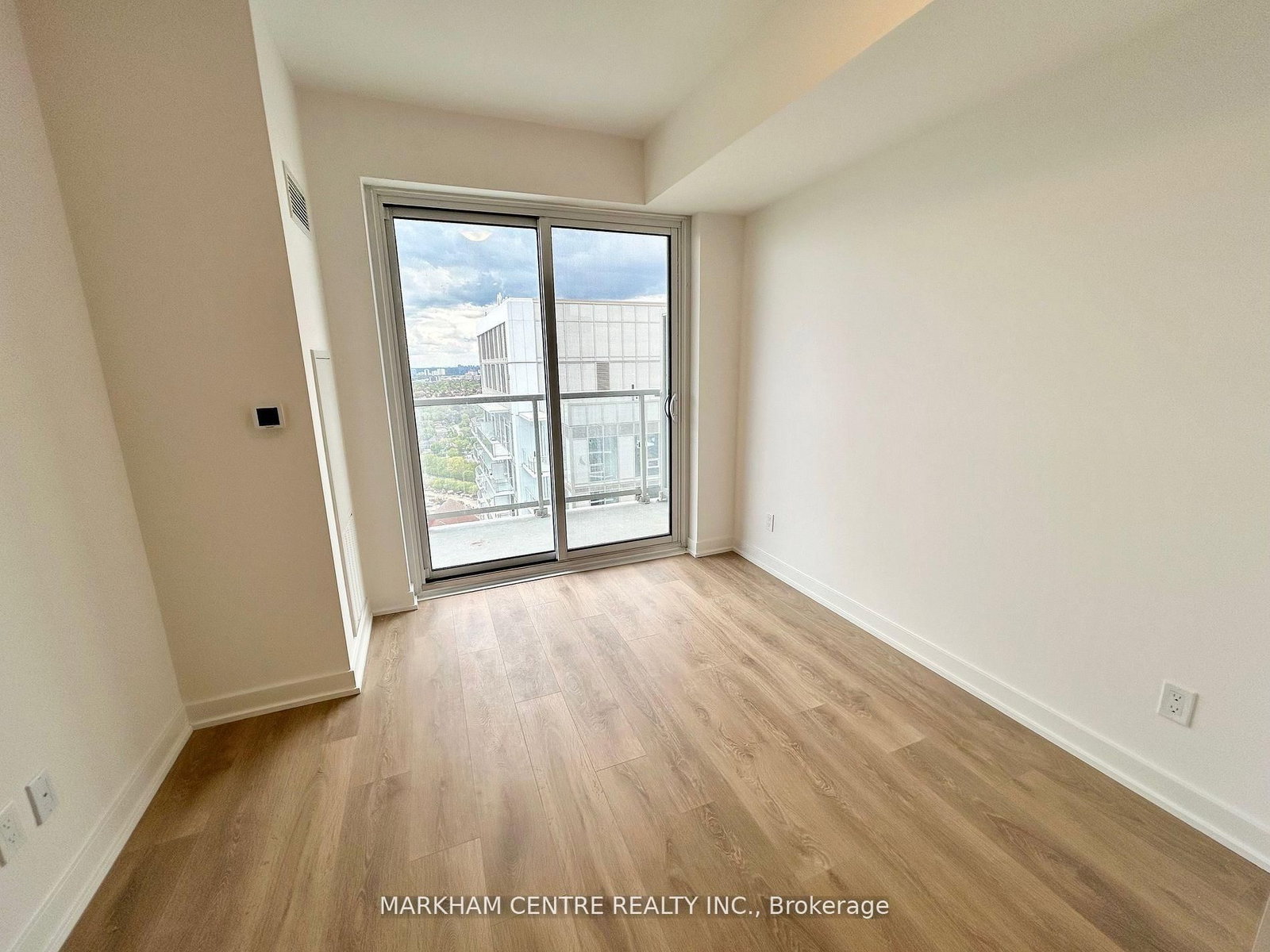 2033 Kennedy Road, Unit 3811 - Photo 6