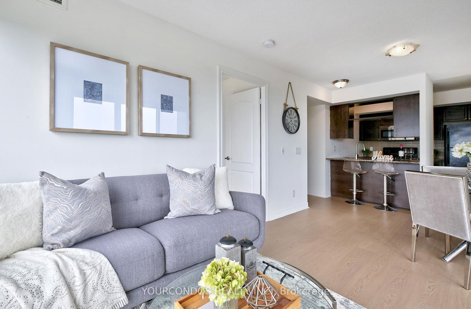 Condo for sale at 1209-60 Town Centre Court, Toronto, Ontario, M1P 0B1 - Bendale - MLS: E12262371