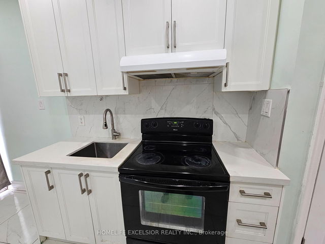 82 Pandora Circle