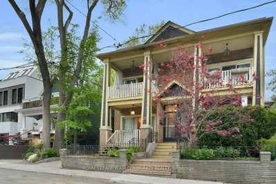 Semi-Detached House sold at 23 Fernwood Park Avenue, Toronto, Ontario, M4E 3E9 - The Beaches - MLS: E12262882