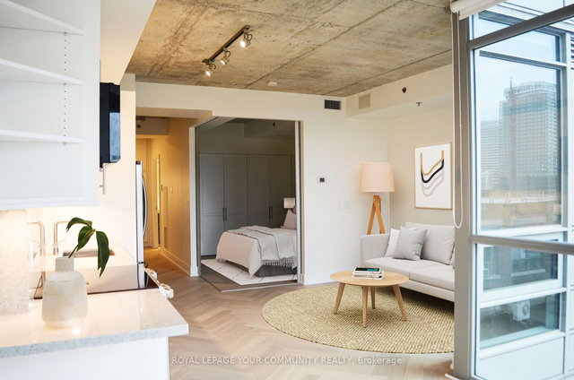 702 - 630 Queen Street E