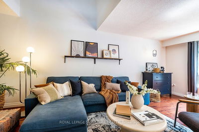 1742 Listowell Cres, Pickering - Liverpool image-0-4