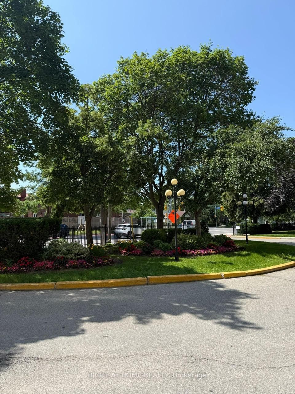 Condo for sale at 611-915 Midland Avenue, Toronto, Ontario, M1K 4G1 - Eglinton East - MLS: E12268304