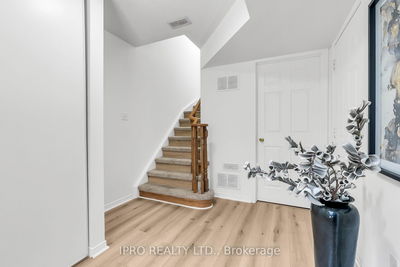 Unit 61 — 1775 Valley Farm Rd, Pickering - Town Centre image-0-4