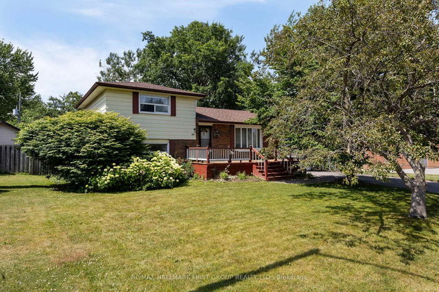 20 Lambard Crescent
