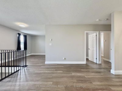 476 Albert St, Oshawa - Central image-0-4