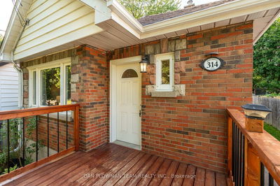 314 Mitchell Ave, Oshawa - Central image-0-1