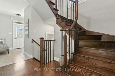 2508 Standardbred Dr, Oshawa - Windfields image-0-3