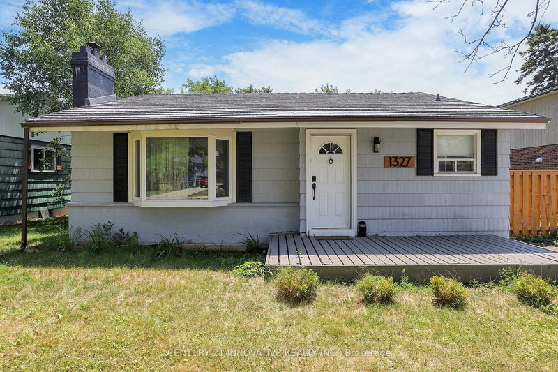 1327 Commerce St, Pickering, L1W 1E1 | Image 3