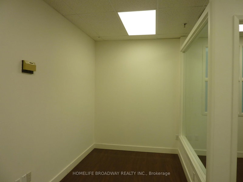 PH15 - 4168 Finch Ave E, Toronto, M1S 5H6 | Image 3