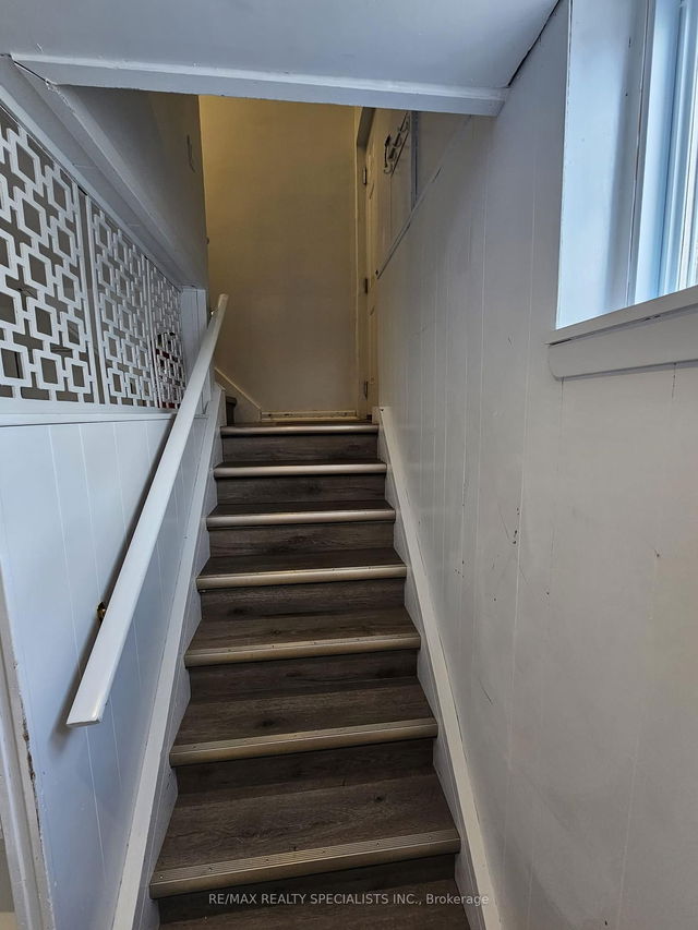 Bsmt - 70 Sunmount Road