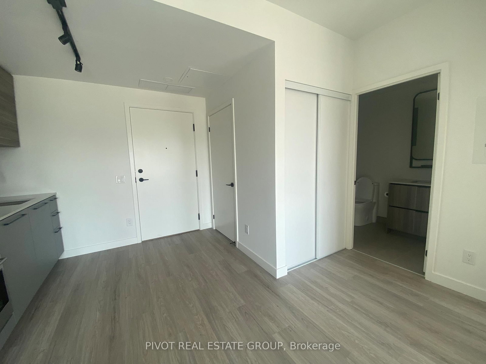 1050 Eastern Avenue, Unit 518 - Photo 10