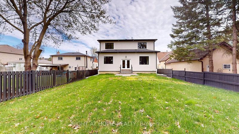 1988 Royal Rd, Pickering, L1V 1Y2 | Image 3