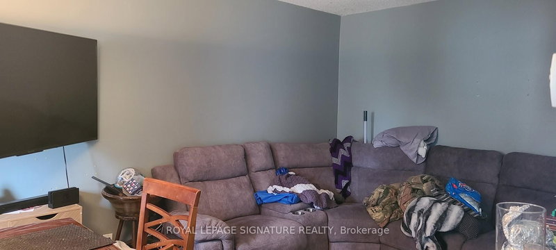 44 Parker Cres, Ajax, L1S 3R5 | Image 2