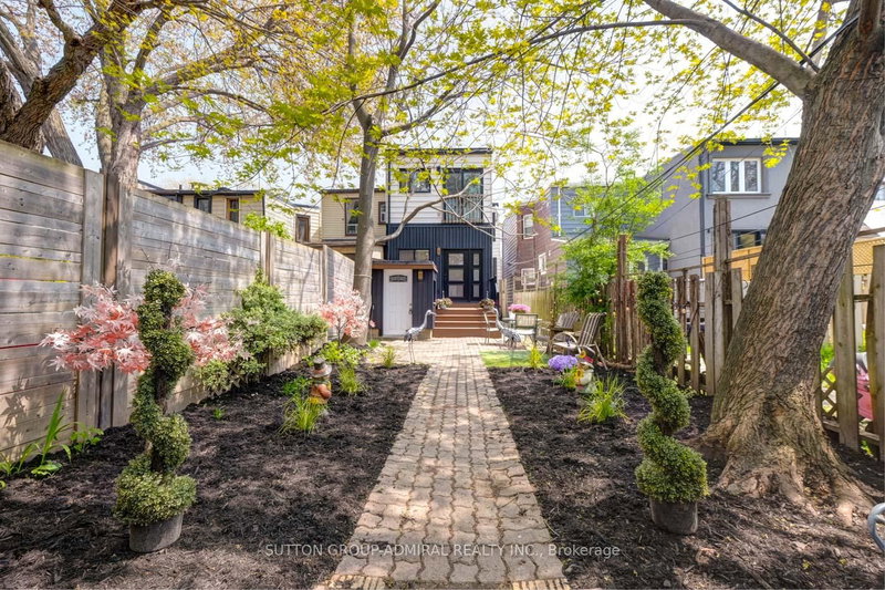 Bsmt - 70 Carlaw Ave, Toronto, M4M 2R7 | Image 2