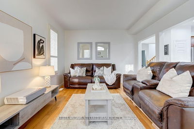 2 Thistledown Cres, Whitby - Taunton North image-0-4