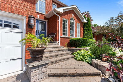 27 Mac Carl Cres, Whitby - Rolling Acres image-0-1