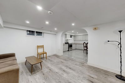 Unit Bsmt — 40 Sesame St, Toronto - L'Amoreaux image-0-2