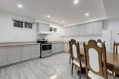 Unit Bsmt — 40 Sesame St, Toronto - L'Amoreaux image-0-3