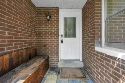 36 Dawson St, Whitby - Lynde Creek image-0-3