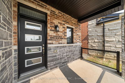 100 BARKERVILLE Dr, Whitby - Lynde Creek image-0-2