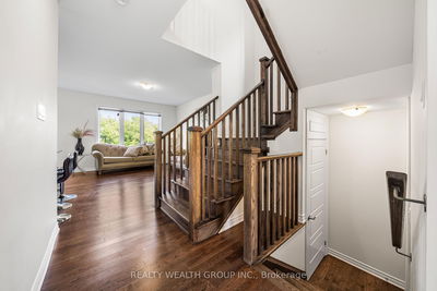 100 BARKERVILLE Dr, Whitby - Lynde Creek image-0-4