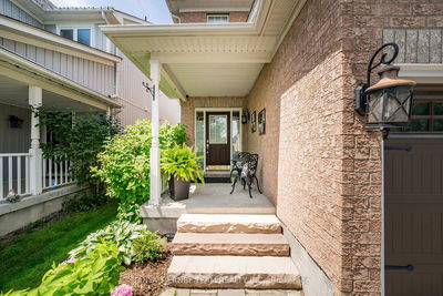 6 Penhurst Dr, Whitby - Brooklin image-0-3