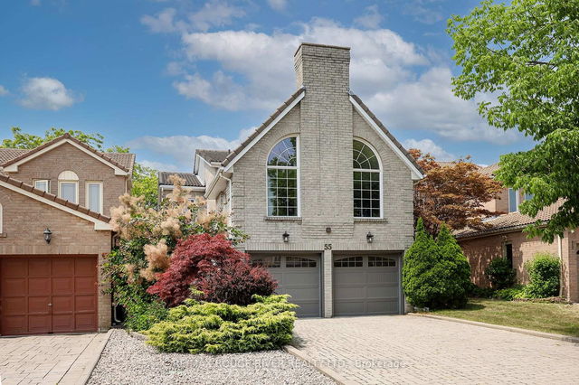 55 Carlisle Crescent