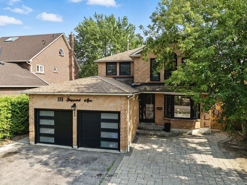 573 Sheppard Ave, Pickering, L1V 1G1 | Image 2