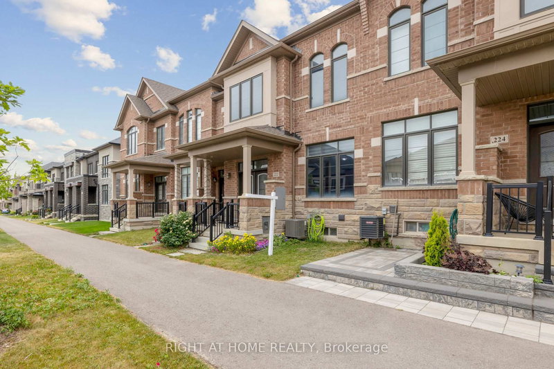 222 Coronation Rd, Whitby, L1P 0H7 | Image 3