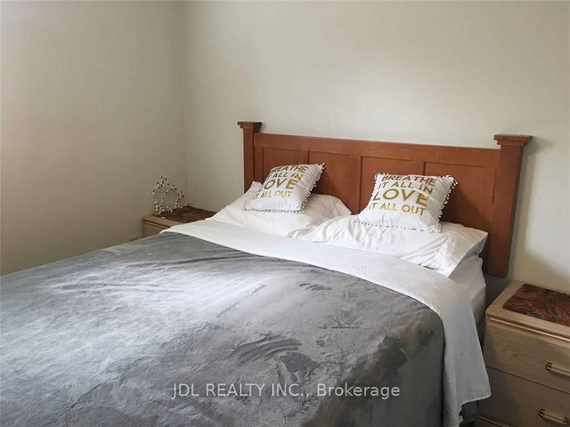 Main floor - 6 Norhead Avenue