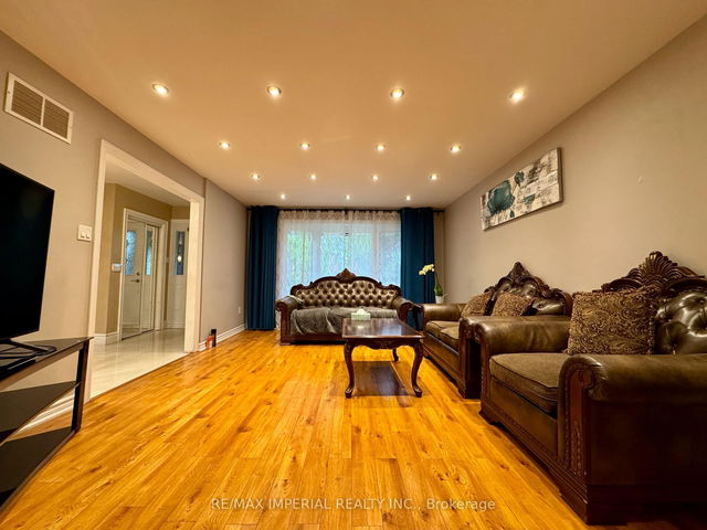 285 Pitfield Road