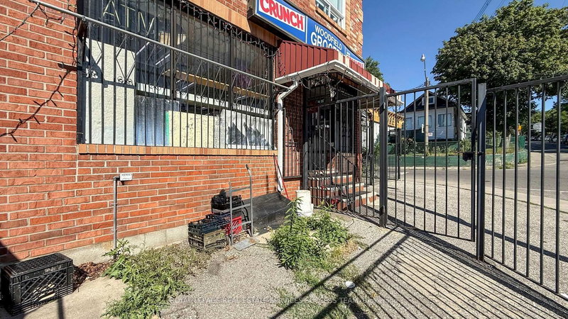 404 Woodfield Rd, Toronto, M4L 2X1 | Image 2