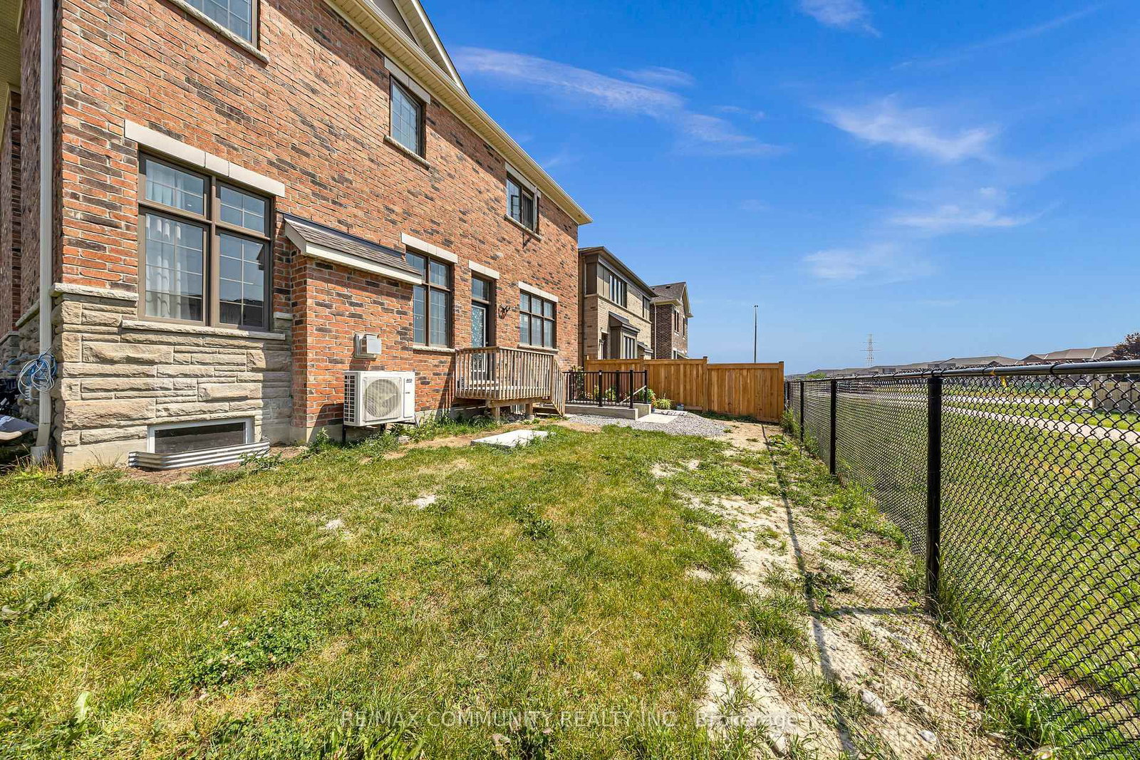 Listing Image 45