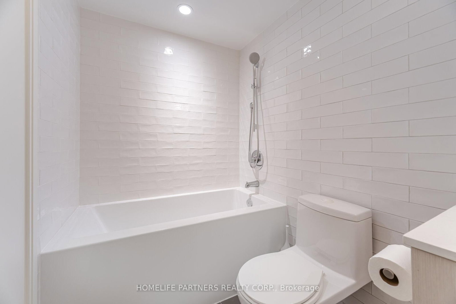 1100 Kingston Road, Unit 408 - Photo 23