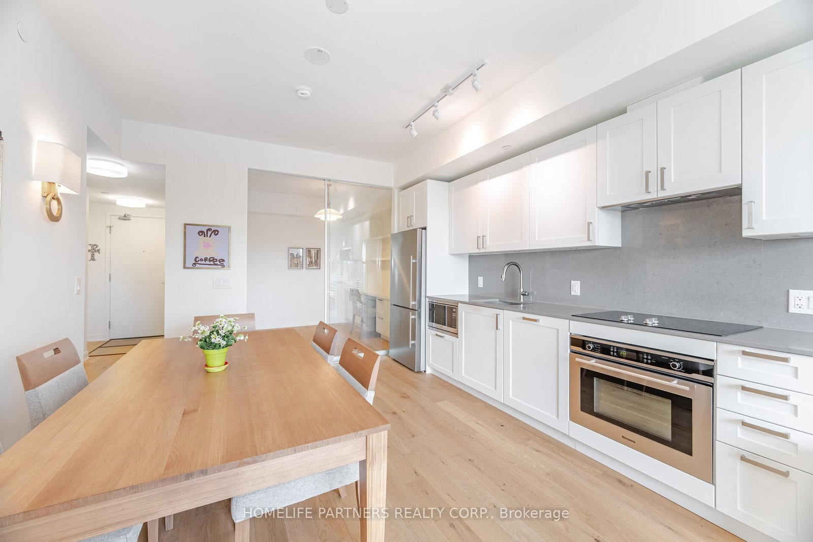 1100 Kingston Road, Unit 408 - Photo 8