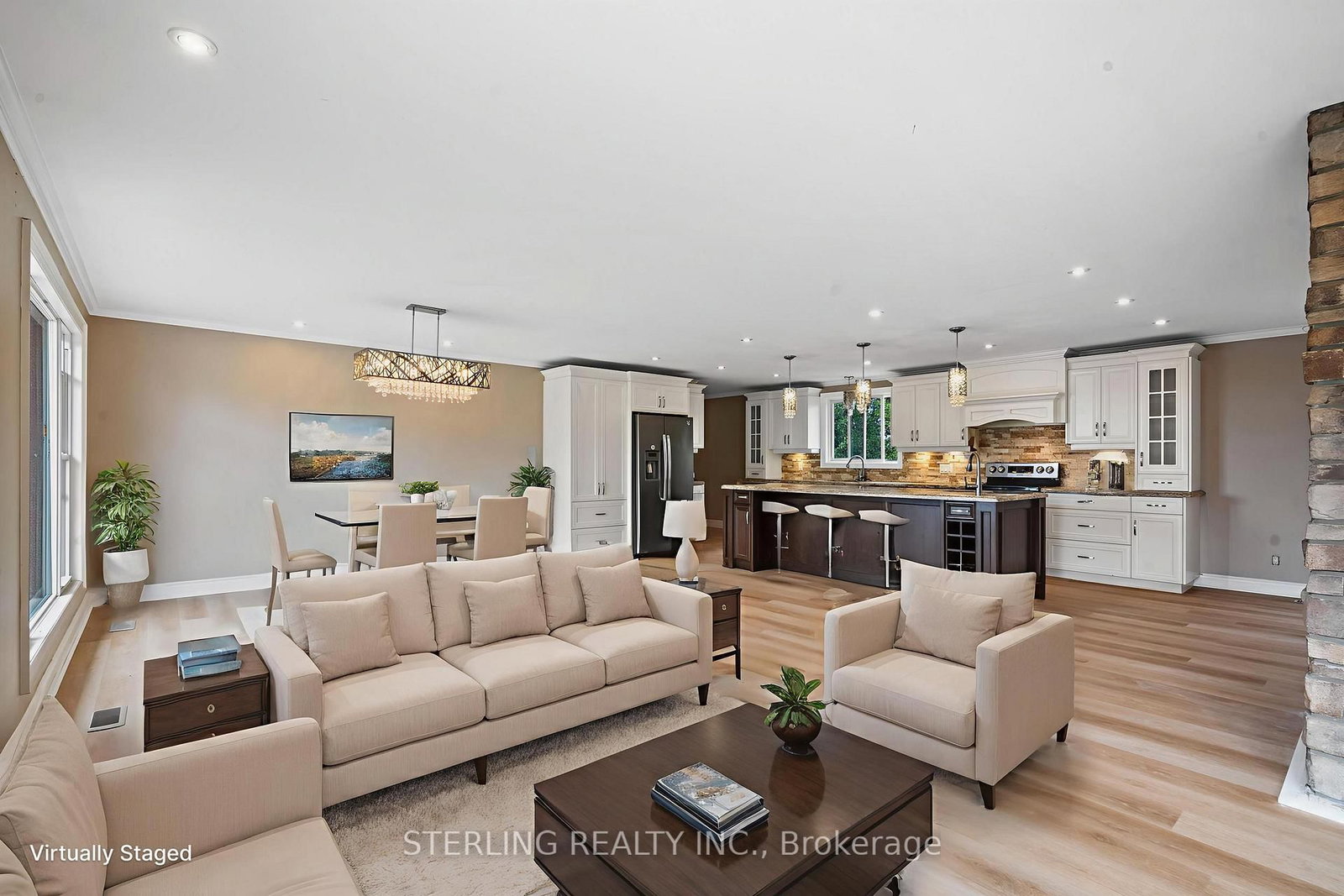 Listing Image 5